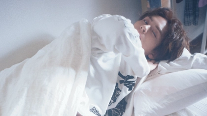 寝起きの表情をのぞき見...！【山下幸輝】の彼女気分を味わえる“特別な世界線”をお届け♡