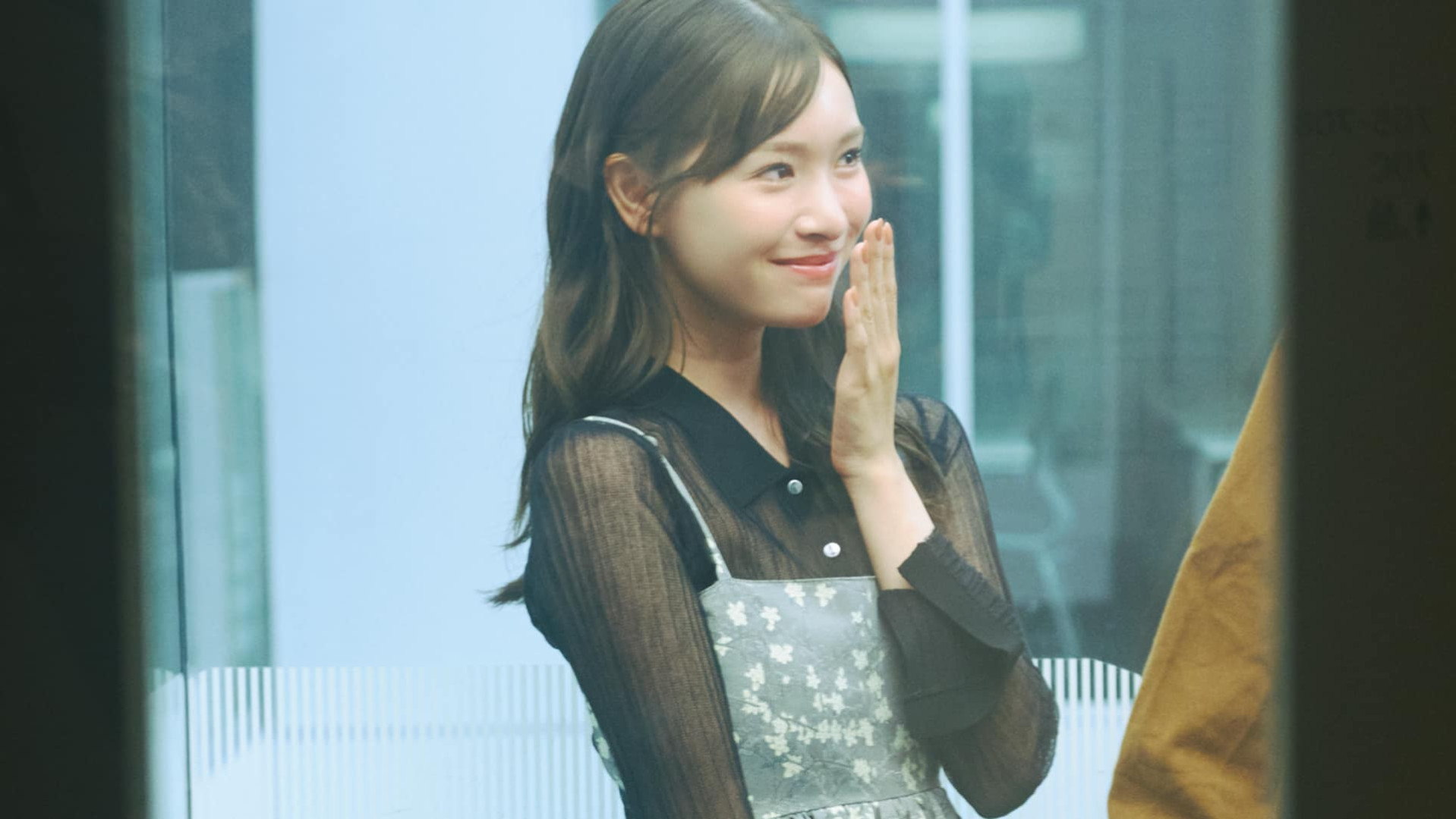 様々なシーンに最適♡ デートで確実に映える「花柄バルーンワンピース」着回し術