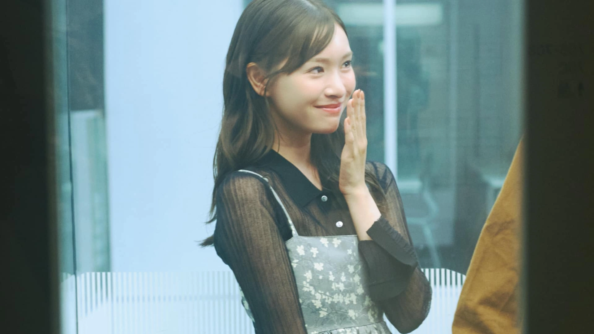 様々なシーンに最適♡ デートで確実に映える「花柄バルーンワンピース」着回し術