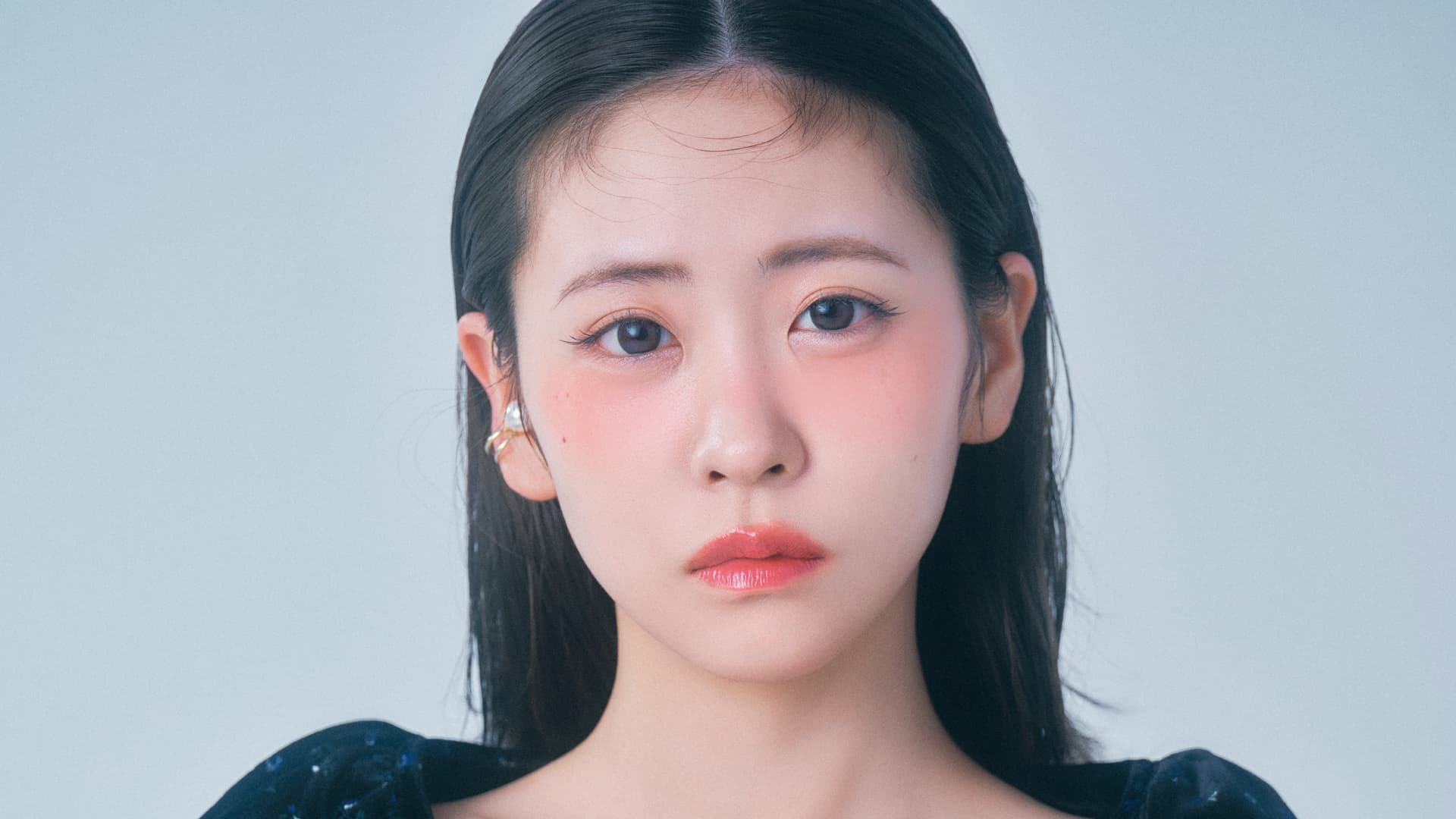 じゅわっとした赤みが今っぽ♡ ぷっくり感が可愛い【ジューシーグラデリップ】の作り方