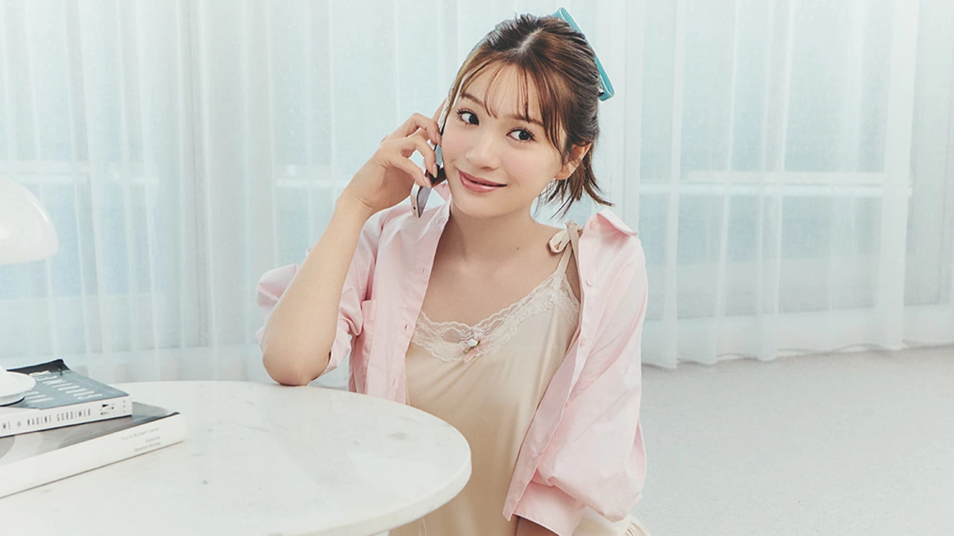 この秋1着は欲しい♡ おしゃれ感度をアピールできる【サテンミニワンピ】着回しコーデ4選