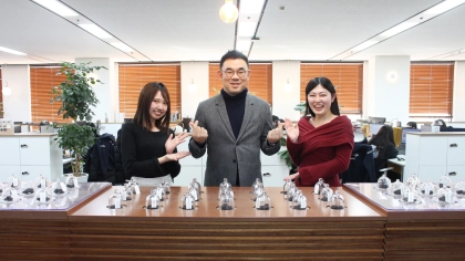 人気ライバーが韓国・ソウルの【KUNDAL】本社に潜入！ロングセラーの秘密と“香り”へのこだわりに迫る♡