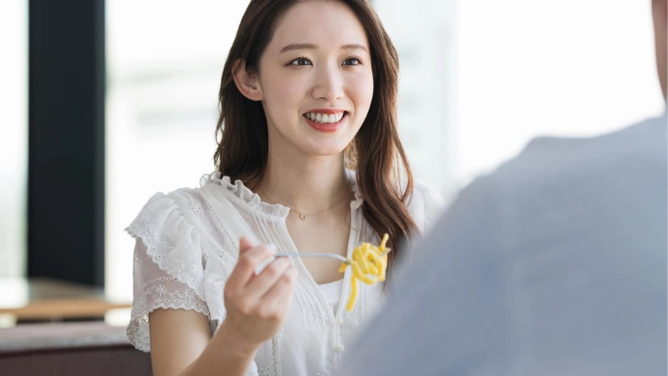 ごはんデートで好印象♡ 自然体で「いいな」と思われる3つの振舞い