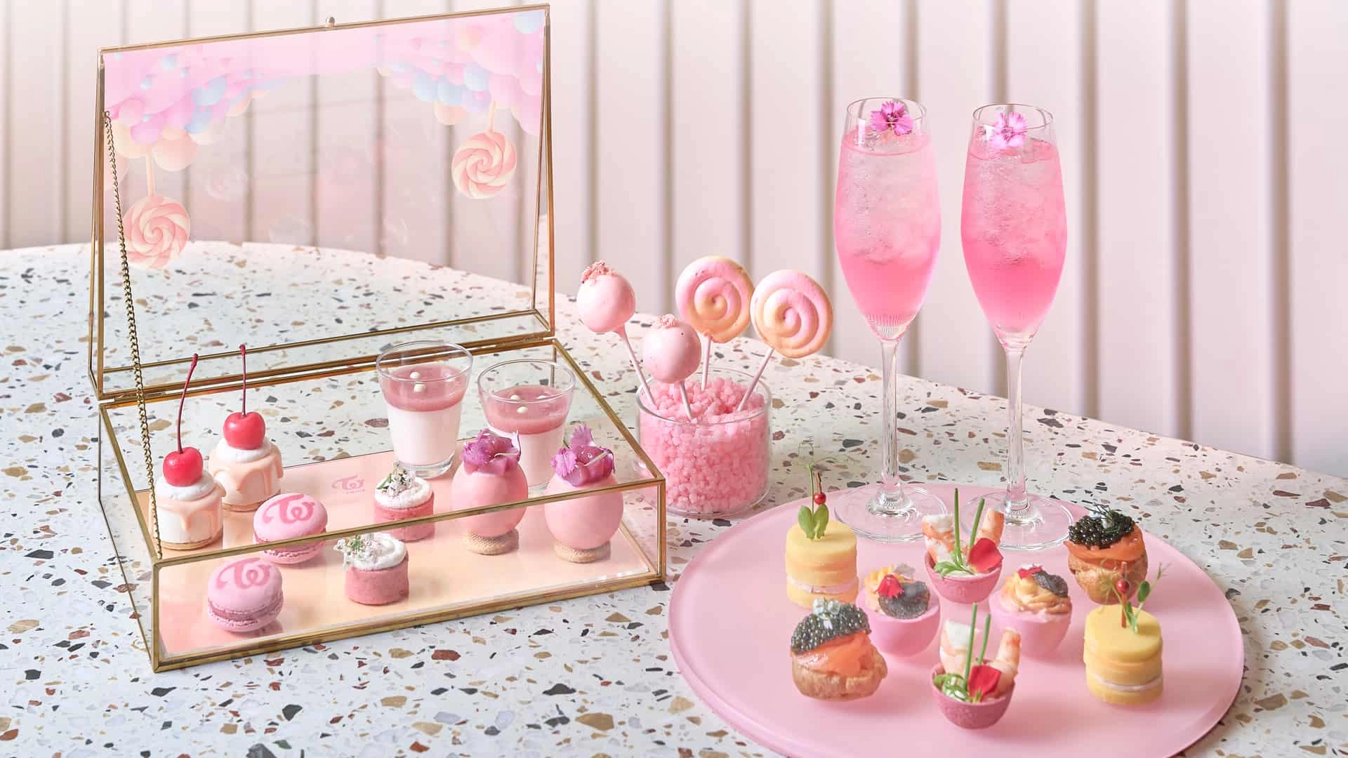 【TWICE】可愛すぎるアフタヌーンティー&コンセプトルームにときめく♡「Marriott Bonvoy」とのコラボが全国で開催!