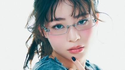 【プチプラ】ガーリー派にぴったり！ピンクが映える「リムレスメガネ」って？