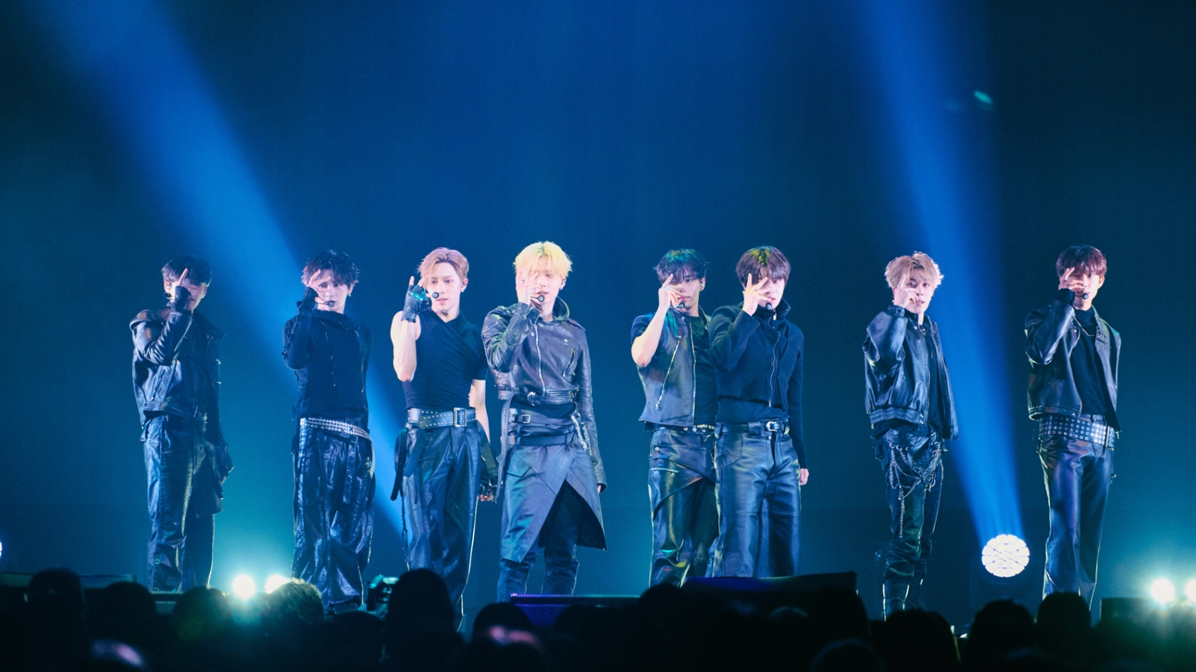 日本で行きたい場所は...?【ALPHA DRIVE ONE】日本初ショーケースの様子を限定写真とともにお届け♡