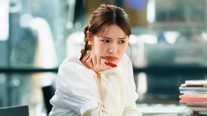 きちんと感も甘さも叶う♡ 品よく決まる【えりつき白ブラウス】着回しコーデ4選