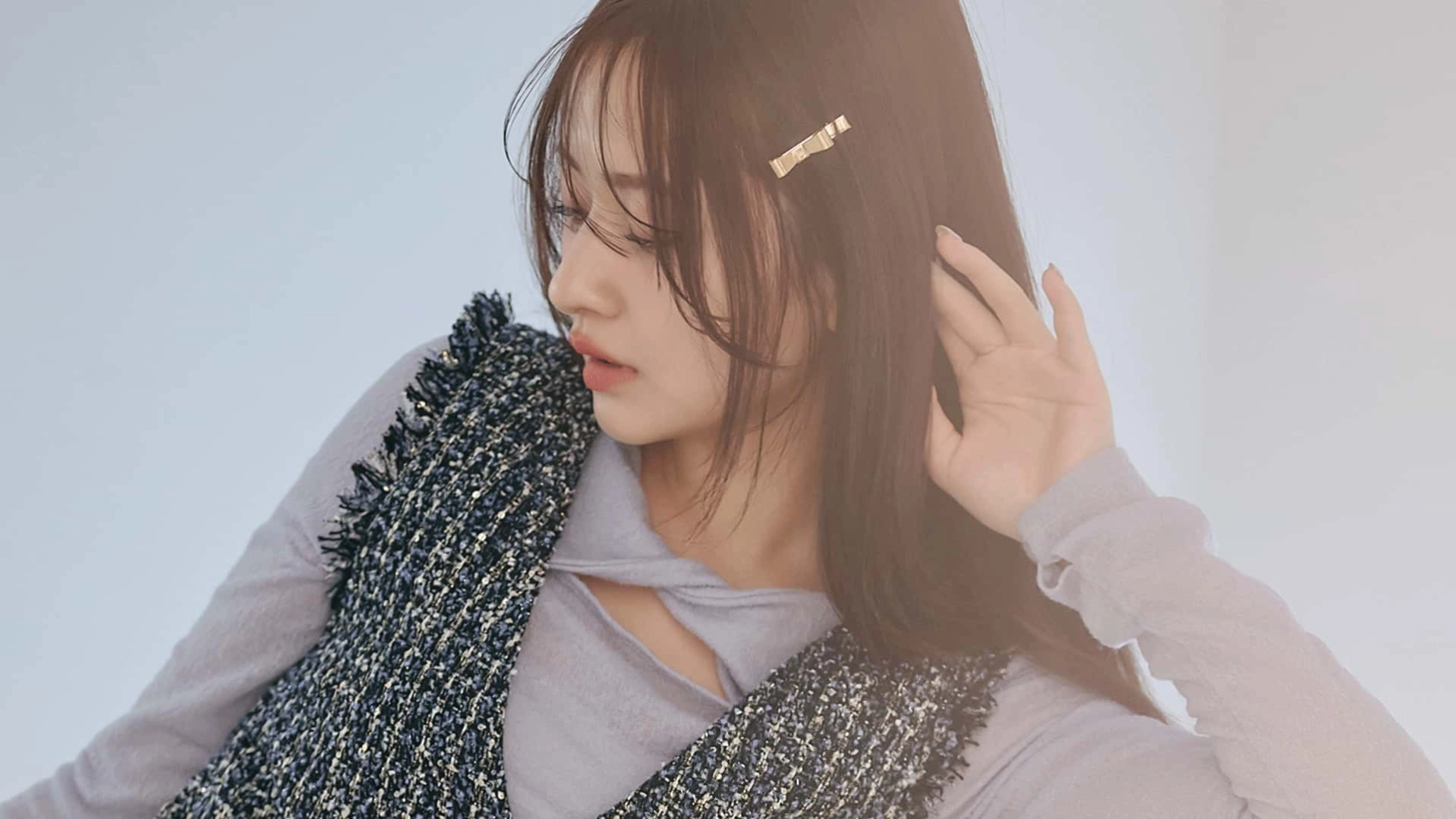 ラメで女子力強化♡【乃木坂46・金川紗耶】が着こなす女子会で着たい「ジャンスカワンピ」