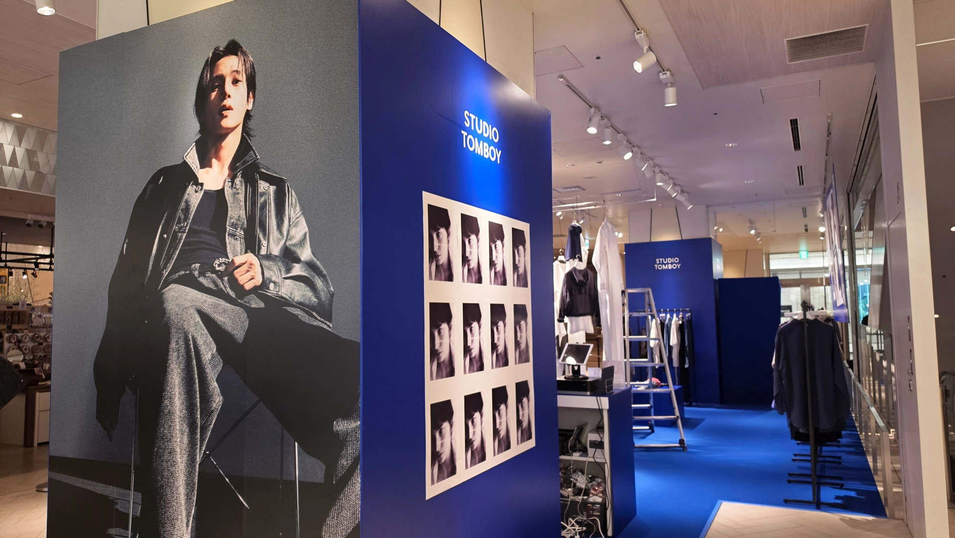 【ATEEZ・WOOYOUNG】の特大パネルも♡ 日本初上陸!韓国発ファッションブランド「STUDIO TOMBOY」渋谷でPOP UP STOREを開催