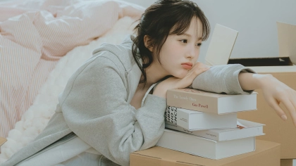 1着は持っておきたい♡ アウターにも部屋着にもなる【ジップフーディ】着回し4選