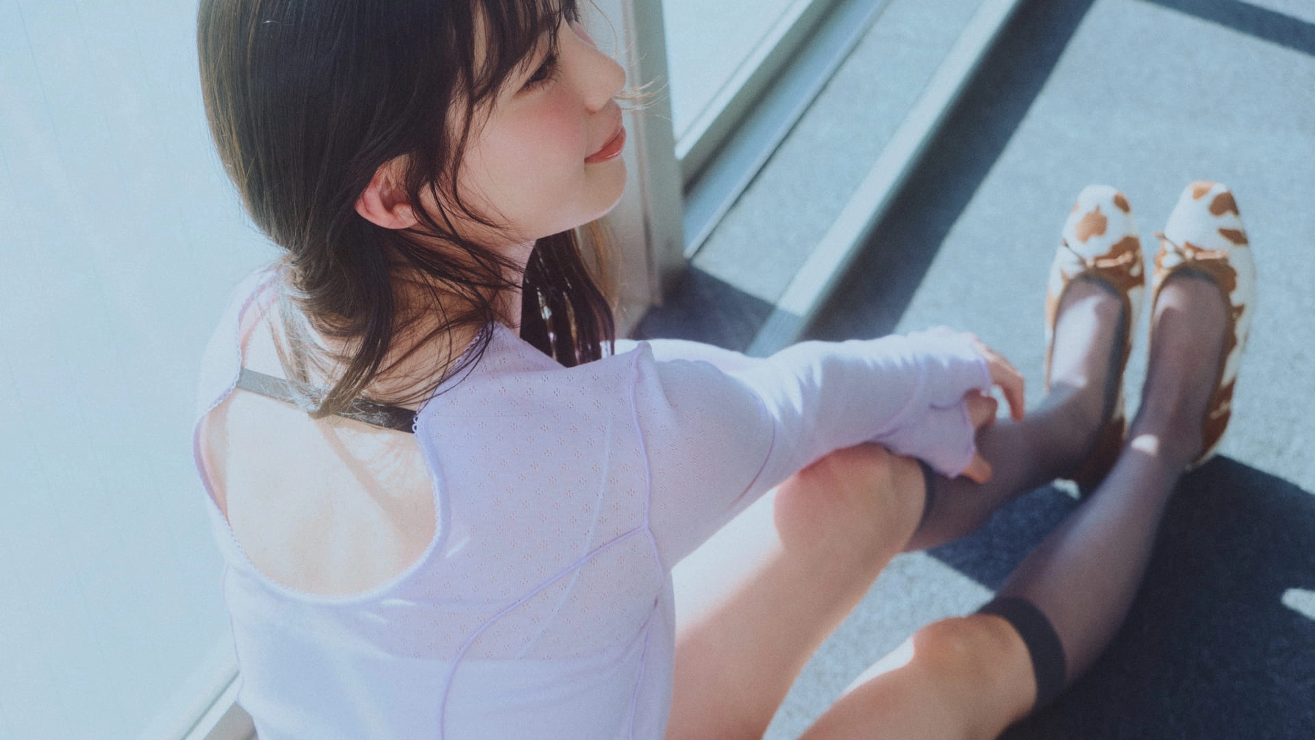 “いいオンナ”感で沼らせて…♡ デコルテと背中で魅せる「コーデ＆アイテム」特集
