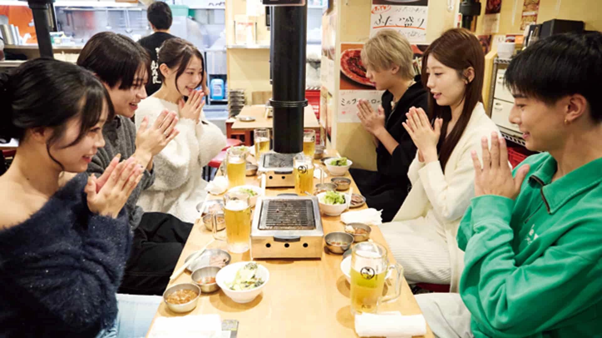 飲み会でひっぱりだこ間違いナシ♡ ワンステップ上の「お役立ちマナー」をご紹介!