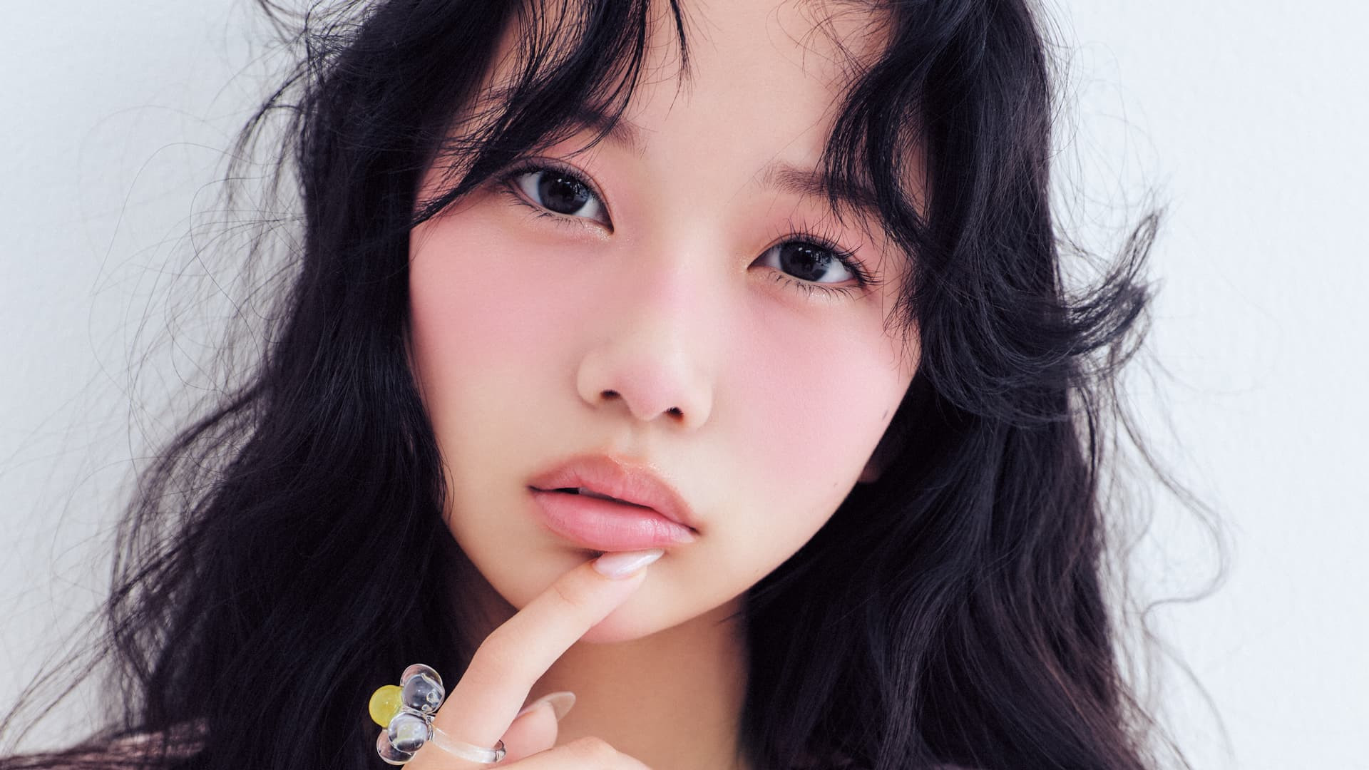 甘可愛いのにしゃれみも欲張れる♡ PINKマシマシな【全顔チークメイク】の作り方