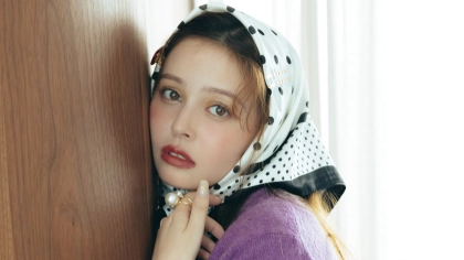 純喫茶めぐりにまといたい♡ ブラウンレッドリップが主役の「レトロムード」メイクって？