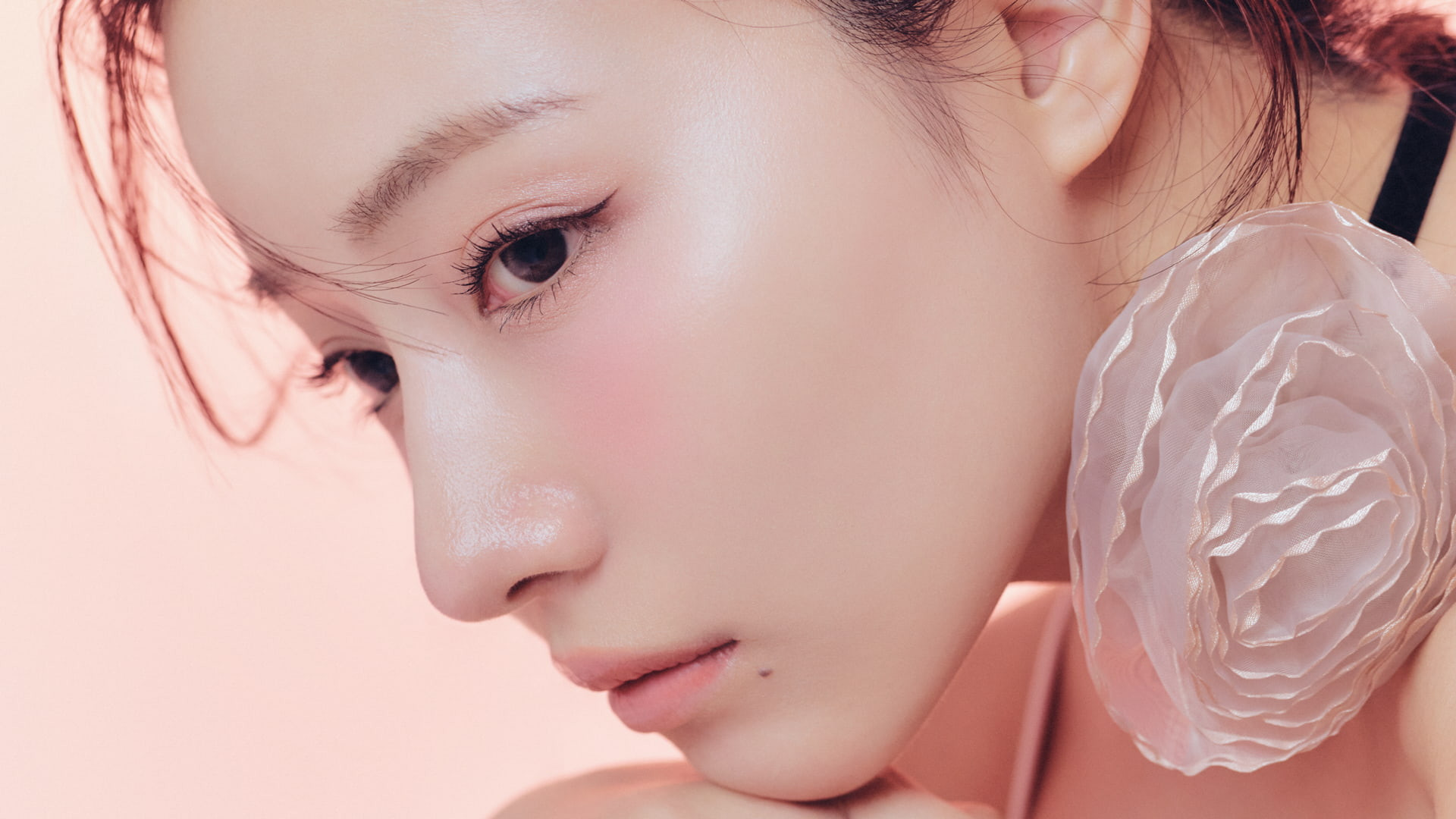 地元や家族、友情、お仕事まで...♡ クールな村瀬紗英を“あつくさせるもの”についてご紹介！